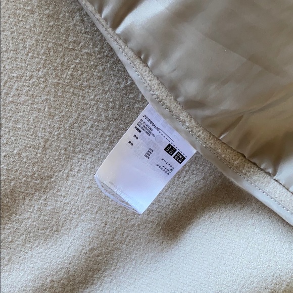 Uniqlo cream coat - Picture 2 of 3